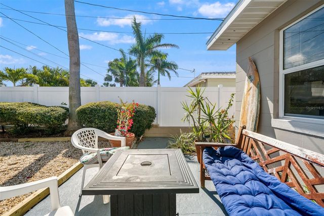 1412 DURLING DRIVE S, South Pasadena, FL 33707