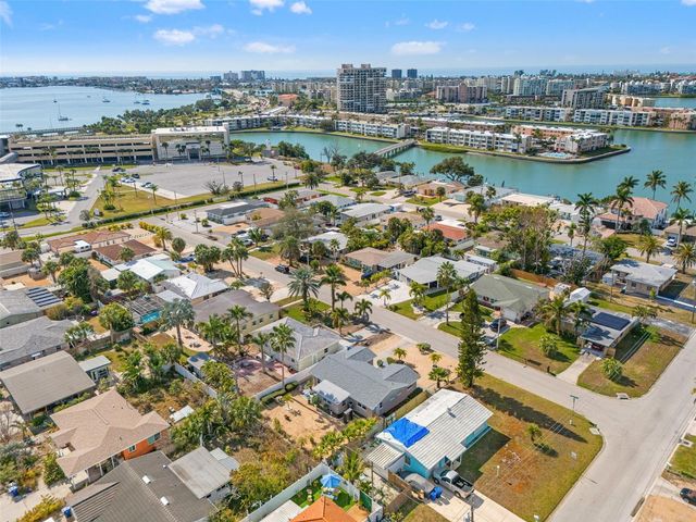 1412 DURLING DRIVE S, South Pasadena, FL 33707