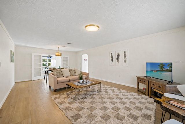 1412 DURLING DRIVE S, South Pasadena, FL 33707