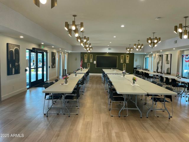 2050 W DUNLAP Avenue F294, Phoenix, AZ 85021