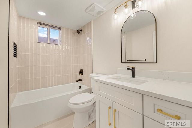 75 S 3rd E, Rexburg, ID 83440