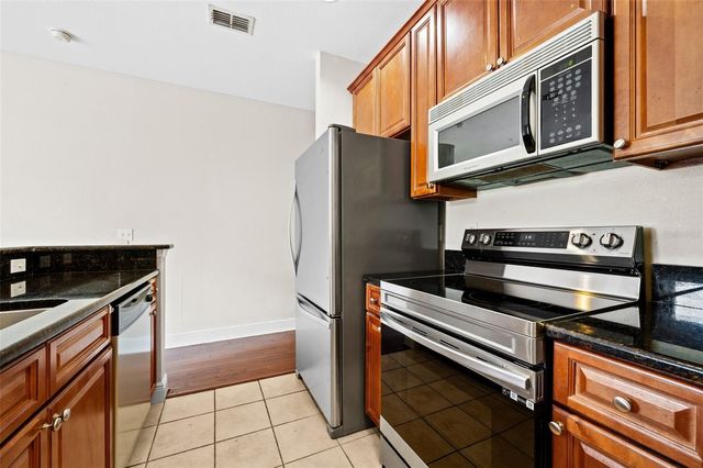 1500 NW 4TH AVENUE 208, Gainesville, FL 32603