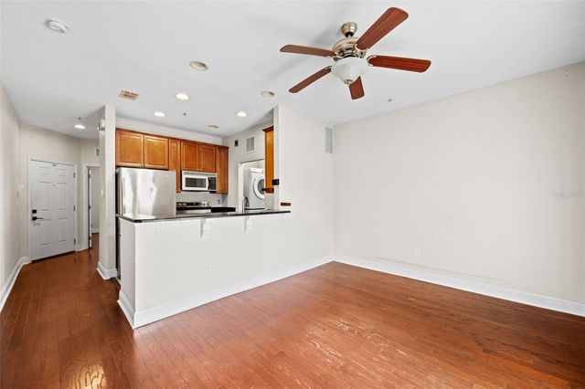 1500 NW 4TH AVENUE 208, Gainesville, FL 32603