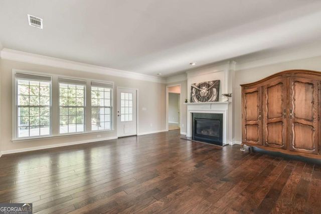 6484 Lantern Ridge, Hoschton, GA 30548