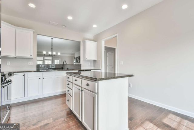 6484 Lantern Ridge, Hoschton, GA 30548