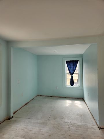 40 Library Road, Grafton, NH 03240
