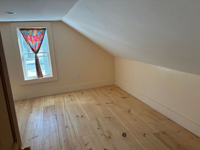 40 Library Road, Grafton, NH 03240