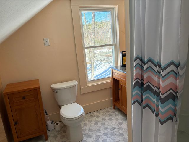 40 Library Road, Grafton, NH 03240