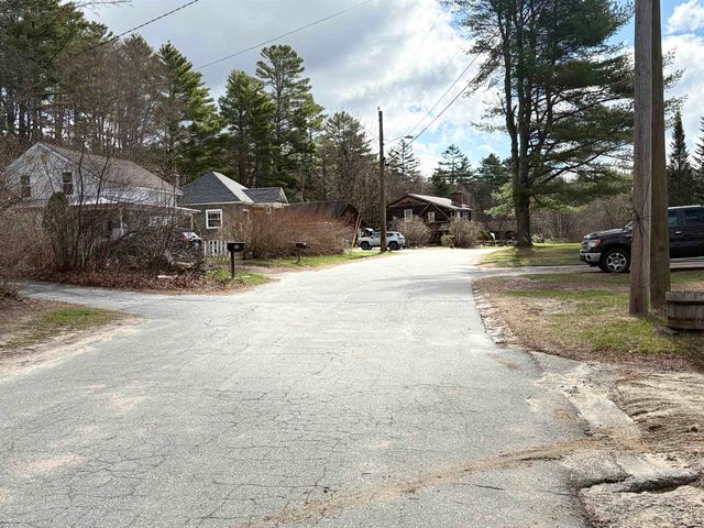 40 Library Road, Grafton, NH 03240