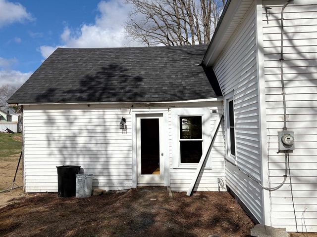 40 Library Road, Grafton, NH 03240