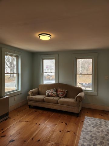 40 Library Road, Grafton, NH 03240