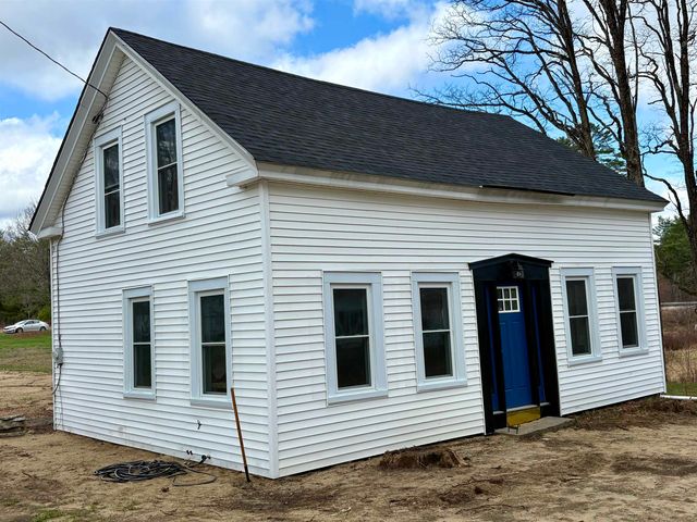 40 Library Road, Grafton, NH 03240