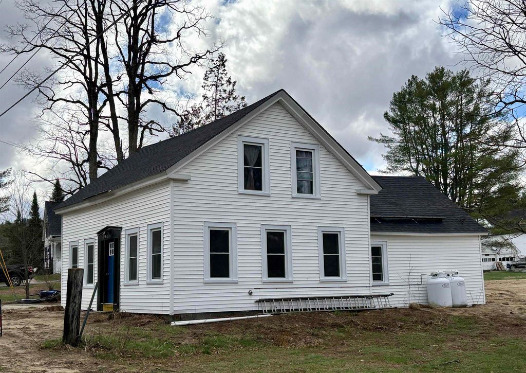 40 Library Road, Grafton, NH 03240