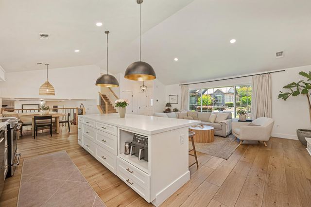 6669 Ventana Dr, Sloughhouse, CA 95683