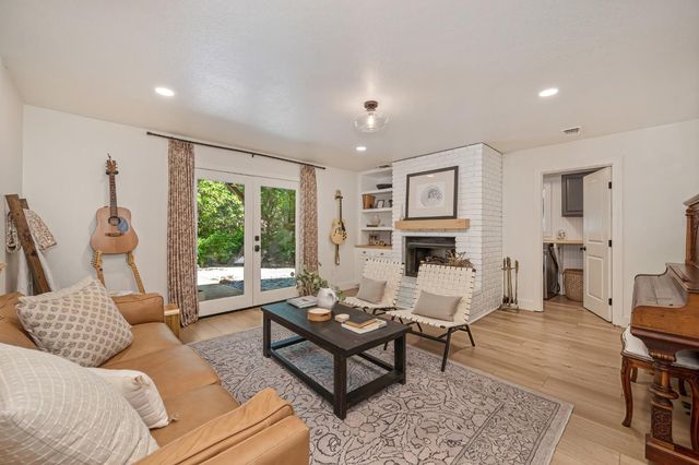 6669 Ventana Dr, Sloughhouse, CA 95683