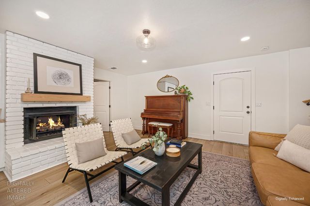 6669 Ventana Dr, Sloughhouse, CA 95683