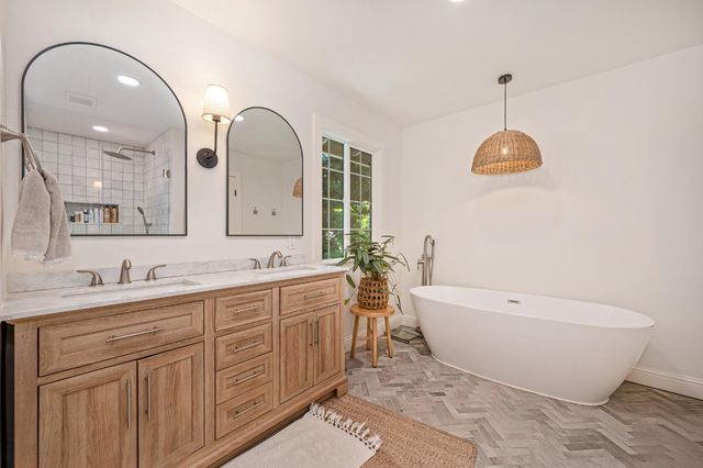 6669 Ventana Dr, Sloughhouse, CA 95683