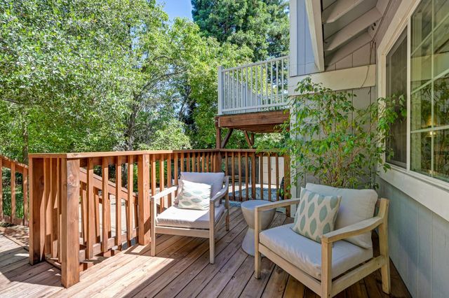 6669 Ventana Dr, Sloughhouse, CA 95683