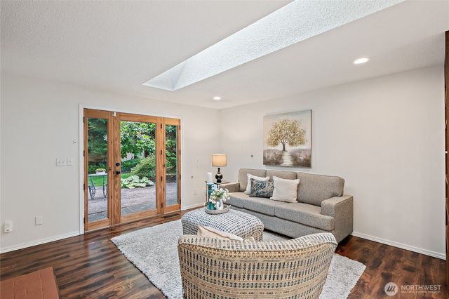 15316 NE 201st Street, Woodinville, WA 98072