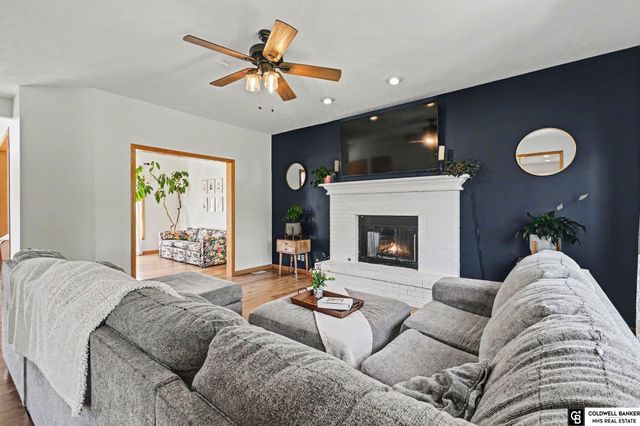 18328 Polk Street, Omaha, NE 68135