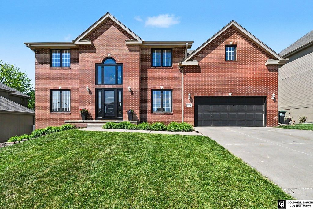 18328 Polk Street, Omaha, NE 68135