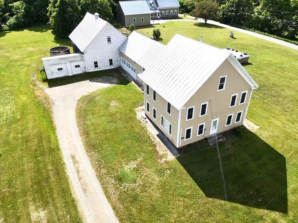 4706 US Route 5 South, Barnet, VT 05050