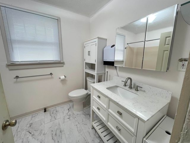 315 Vineyard Street, Hot Springs, AR 71913