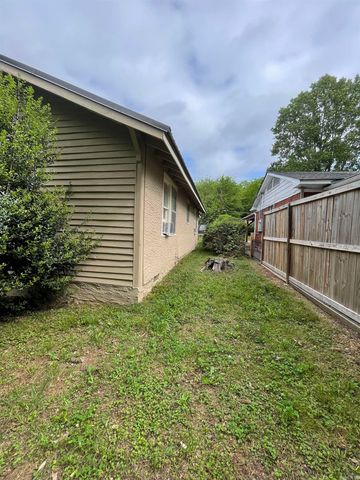 315 Vineyard Street, Hot Springs, AR 71913