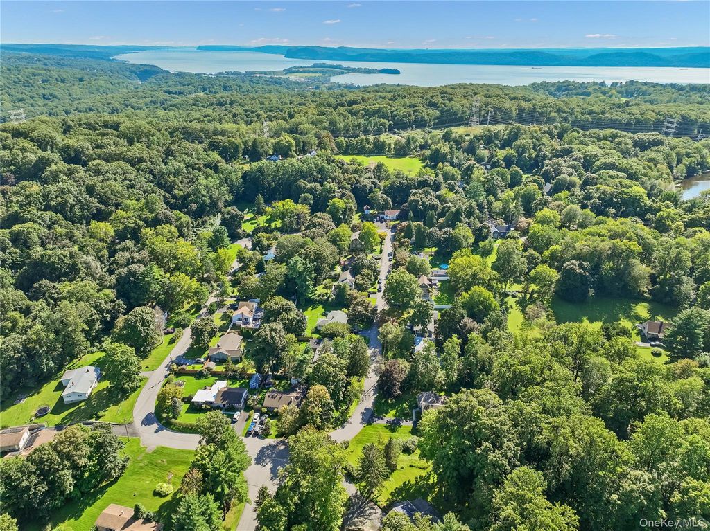 4 Windsor Road, Croton-on-hudson, NY 10520 — photo 4