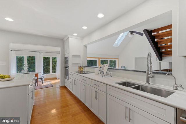14225 POPLAR HILL RD, Germantown, MD 20874