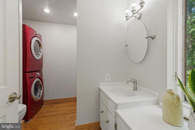 14225 POPLAR HILL RD, Germantown, MD 20874