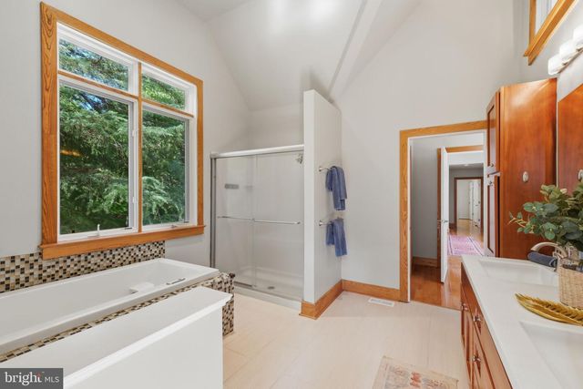14225 POPLAR HILL RD, Germantown, MD 20874