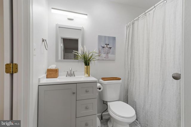 14225 POPLAR HILL RD, Germantown, MD 20874