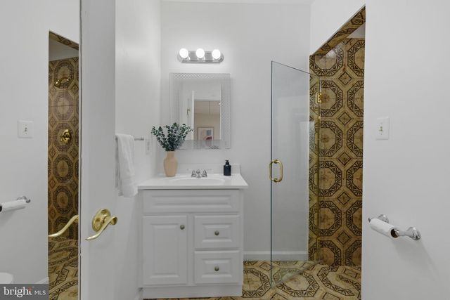 14225 POPLAR HILL RD, Germantown, MD 20874