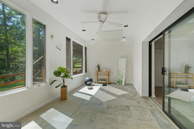 14225 POPLAR HILL RD, Germantown, MD 20874