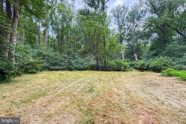 14225 POPLAR HILL RD, Germantown, MD 20874