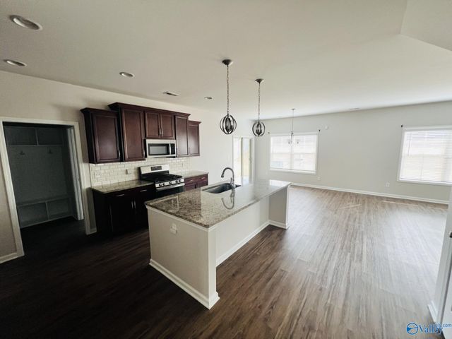 292 Holt Street, Meridianville, AL 35759