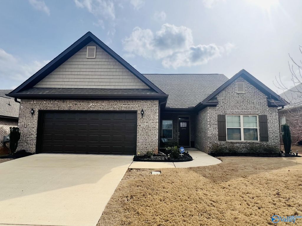 292 Holt Street, Meridianville, AL 35759