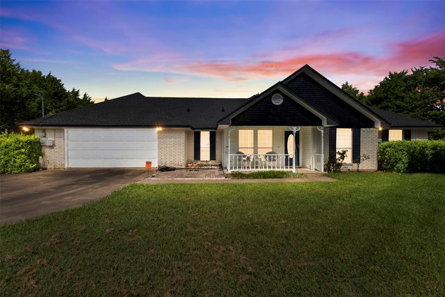 401 Rugged Drive, Red Oak, TX 75154