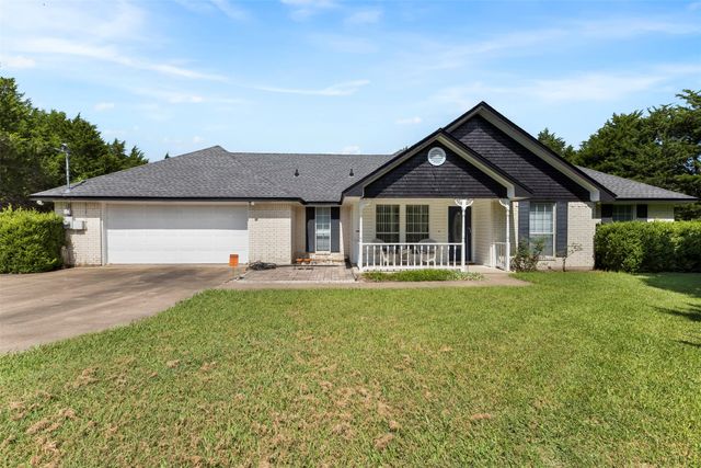 401 Rugged Drive, Red Oak, TX 75154