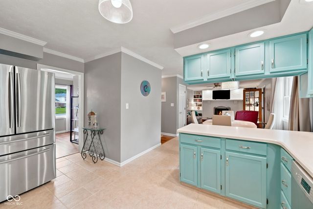 7921 Springwater Court, Indianapolis, IN 46256