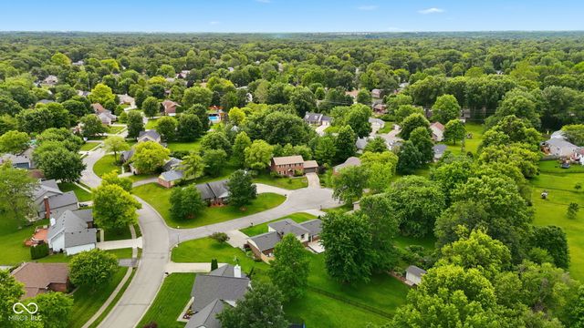 7921 Springwater Court, Indianapolis, IN 46256