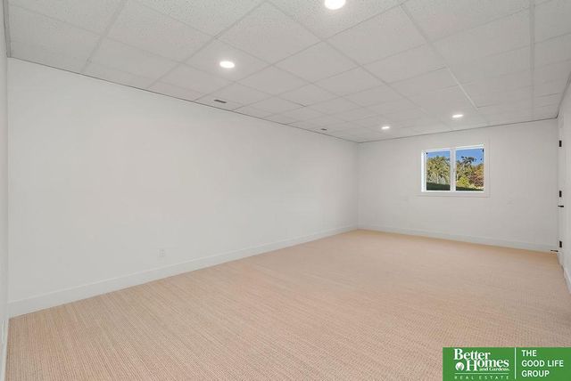 7415 S 20 Street, Bellevue, NE 68147