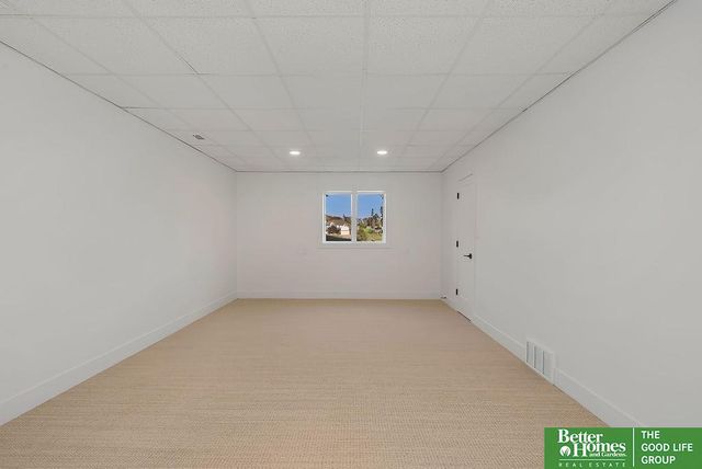 7415 S 20 Street, Bellevue, NE 68147