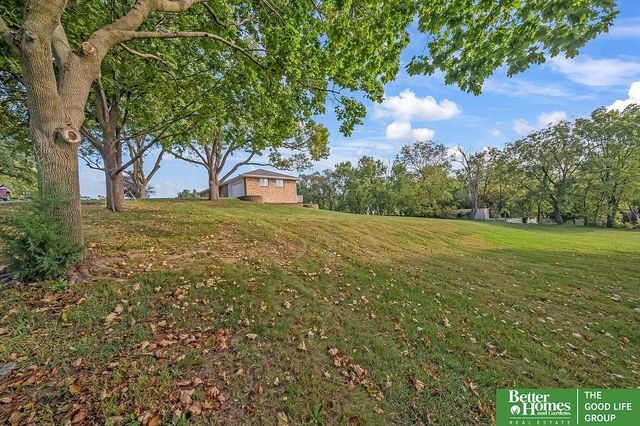 7415 S 20 Street, Bellevue, NE 68147