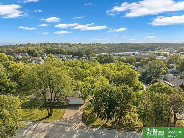7415 S 20 Street, Bellevue, NE 68147