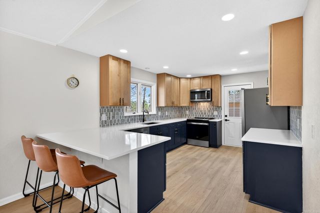 13 Ensenada Lane, Hot Springs Village, AR 71909