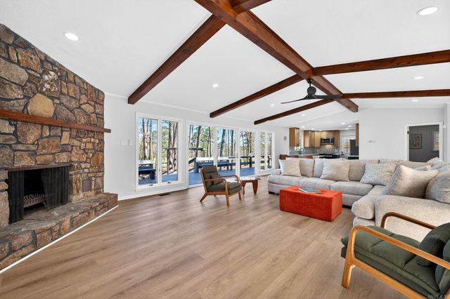 13 Ensenada Lane, Hot Springs Village, AR 71909