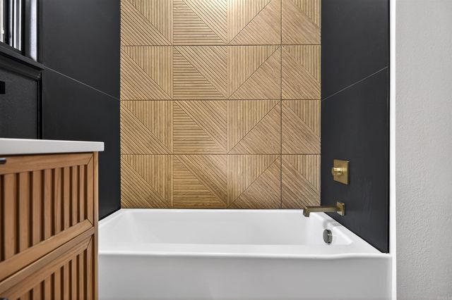 13 Ensenada Lane, Hot Springs Village, AR 71909