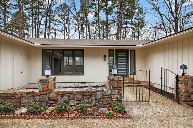 13 Ensenada Lane, Hot Springs Village, AR 71909